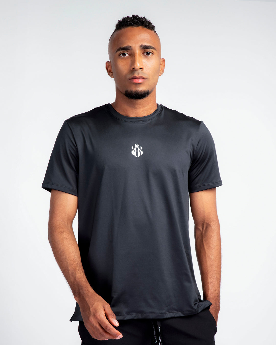 FASE UNO | CAMISETA NEGRA